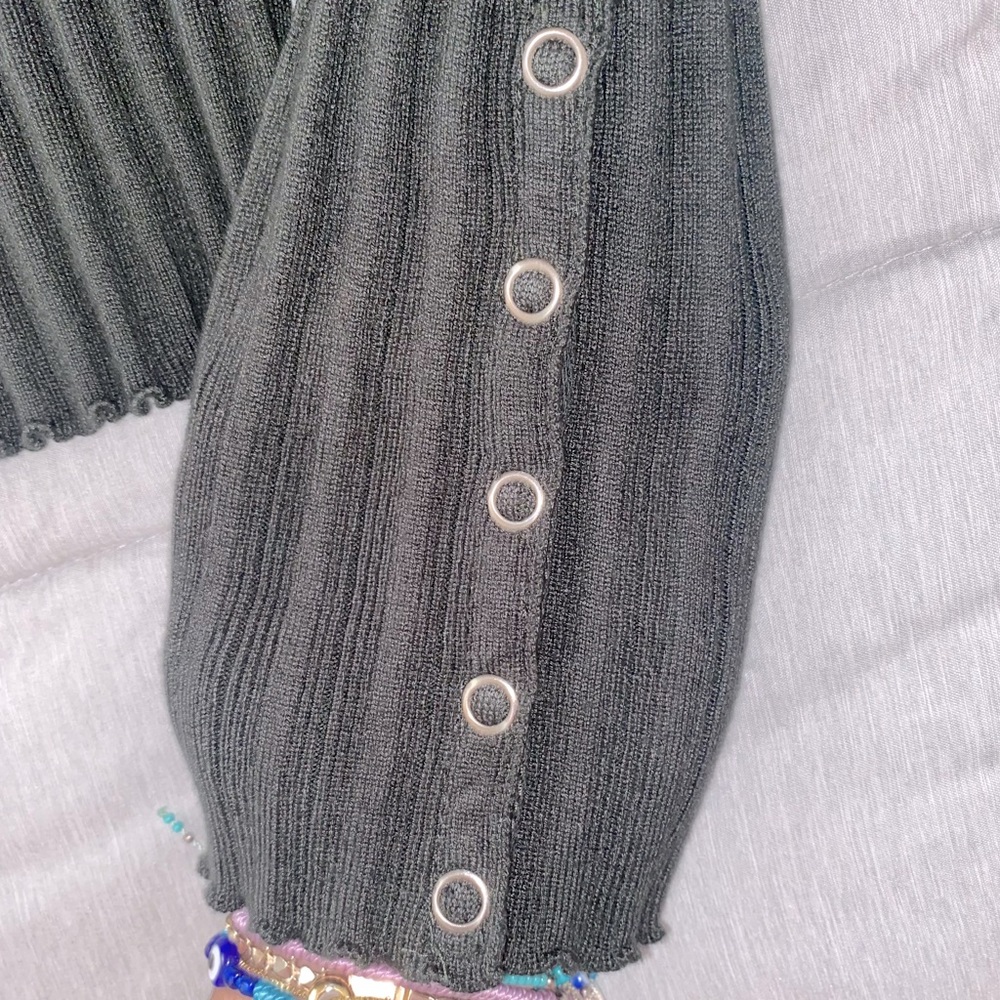 Fitted long sleeve turtleneck - Picture 3 of 4
